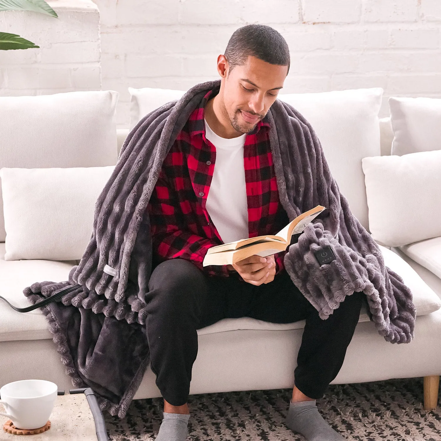 Brookstone Heated Luxe Plush Throw