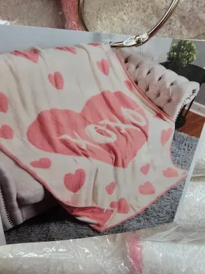 Comfort Luxe Spring/Val  BAREFOOT DREAMS Dupe Blanket