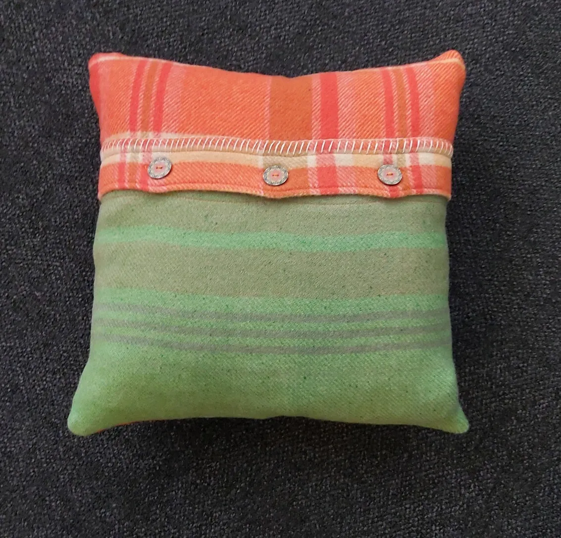 Cushion - Orange/Green