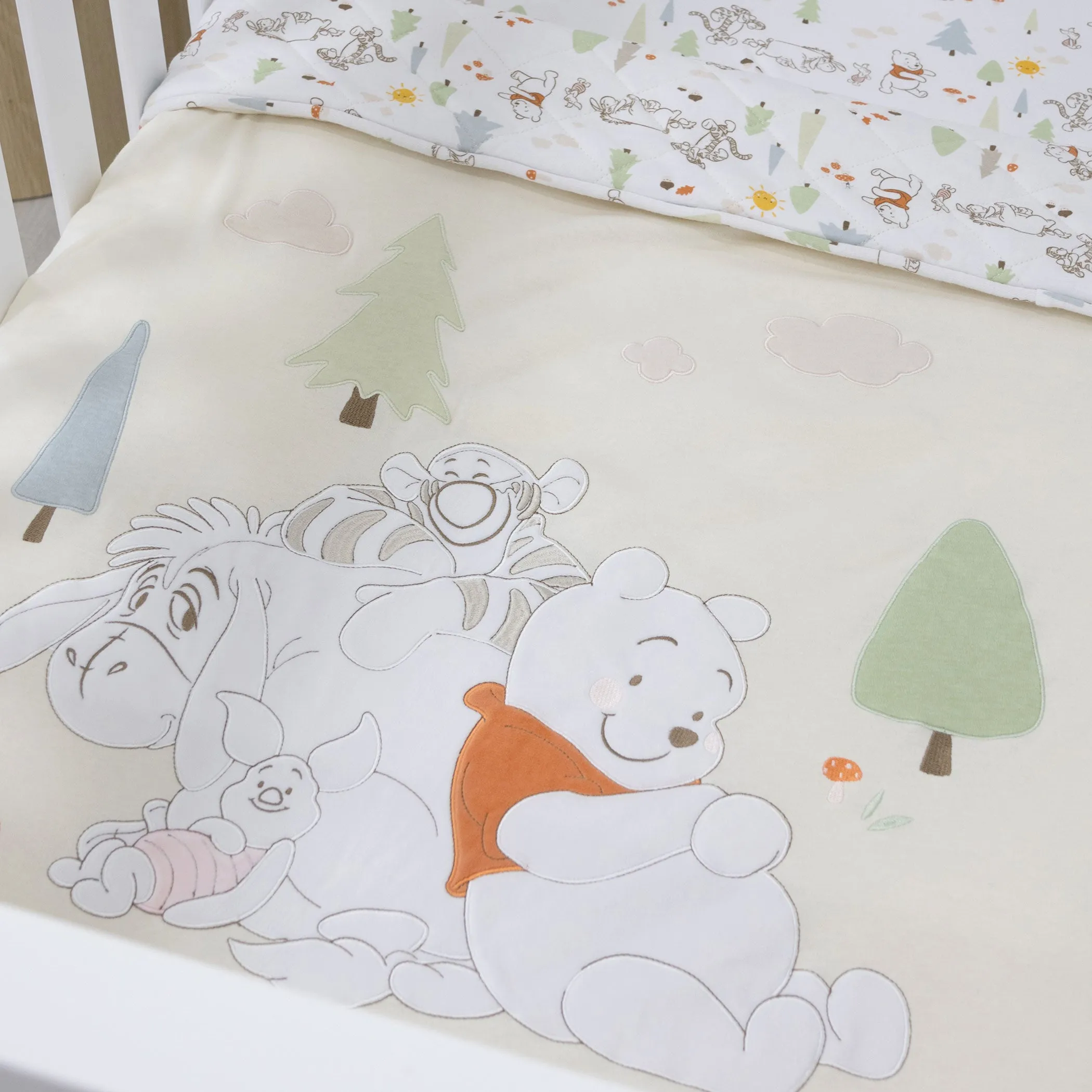 Disney Winnie the Pooh Reversible Cot Quilt
