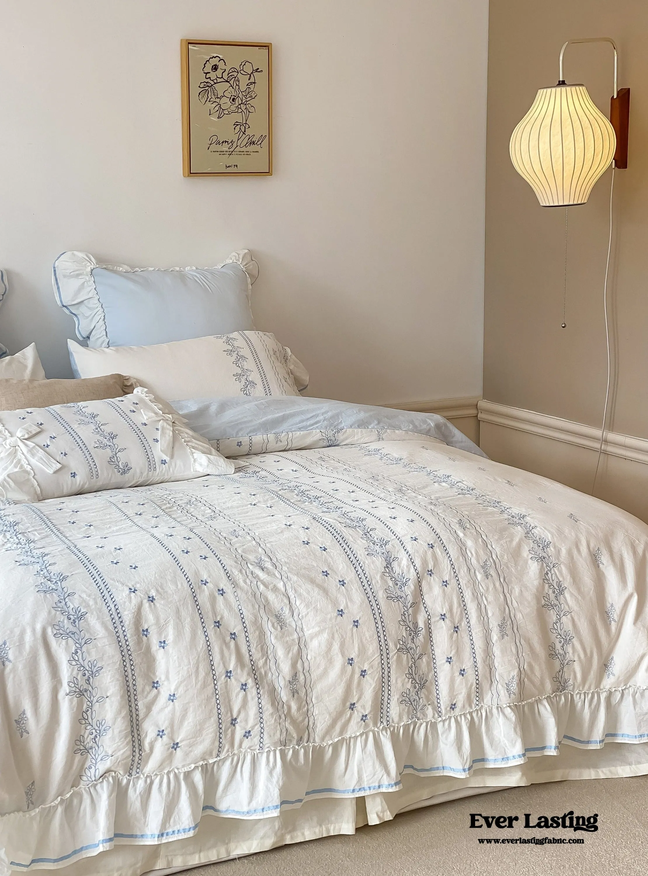 Embroidered French Lace Ruffle Pillowcases / Blue