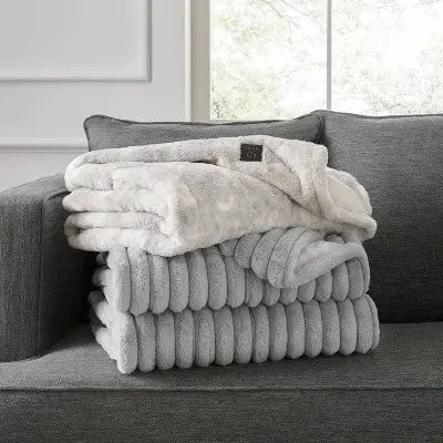 New - Brookstone Heated Throw 60x50 Plush 4 Heat Settings Auto Shut-Off, Gray Marble